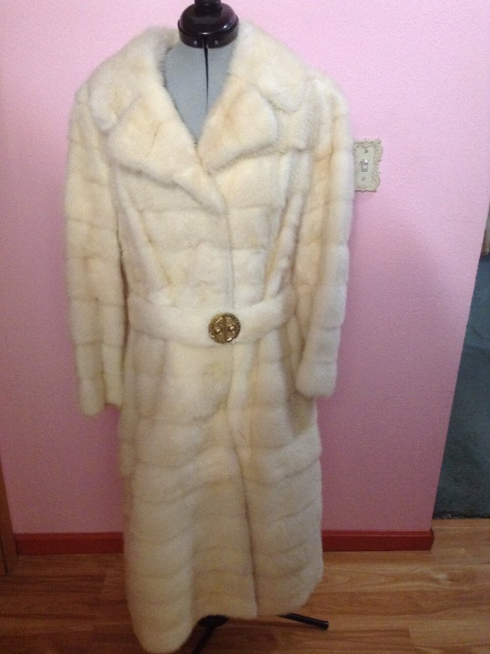 1960s Genuine Blonde Mink Coat Convertible Length Zip-Off Hem Matching Belt